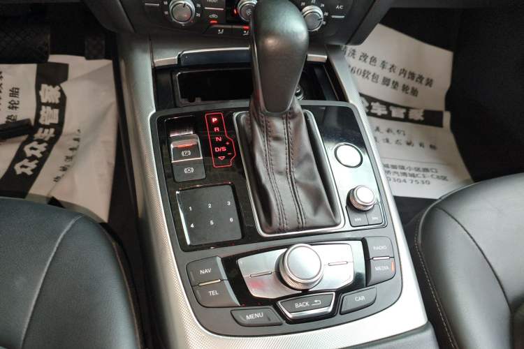Used Audi A6L 2018 30th Anniversary Edition 35 TFSI Fashion Model Gear Lever