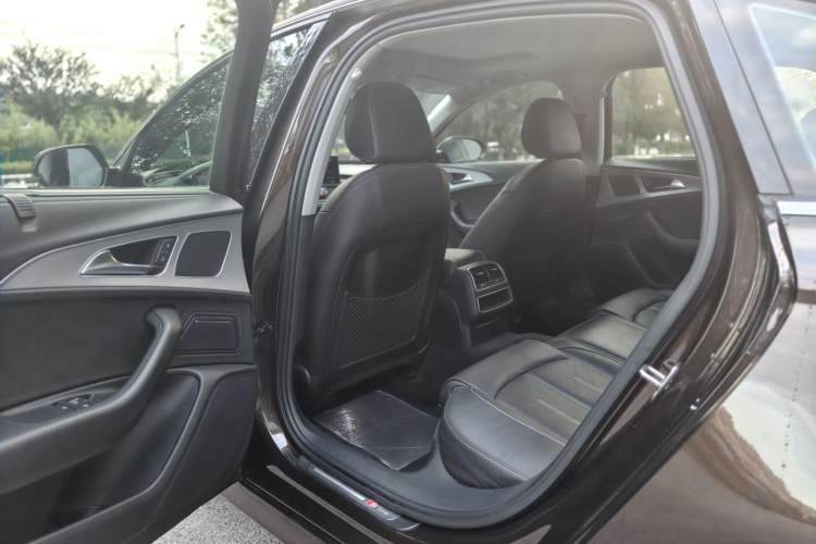Used Audi A6L 2018 30th Anniversary Edition 35 TFSI Fashion Model Interior 3