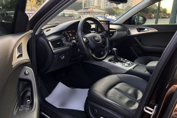 Used Audi A6L 2018 30th Anniversary Edition 35 TFSI Fashion Model Interior 3