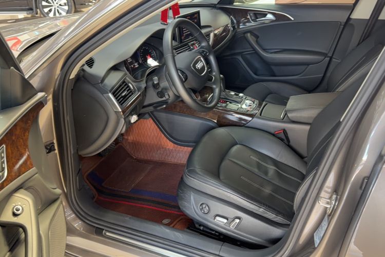Used Audi A6L 2018 30th Anniversary Edition 35 TFSI Fashion Model Interior 4