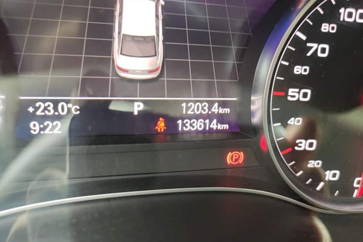 Used Audi A6L 2018 30th Anniversary Edition TFSI Trendy Model Odometer Close Up