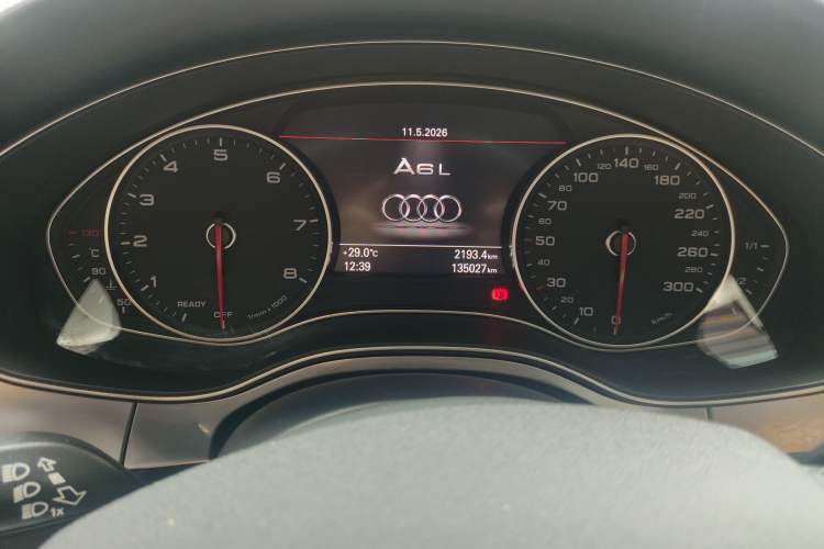 Used Audi A6L 2018 30th Anniversary Edition TFSI Trendy Model Odometer Close Up