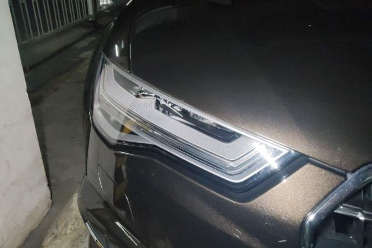 Used Audi A6L 2018 30th Anniversary Edition 35 TFSI Fashion Model Right Front Headlight