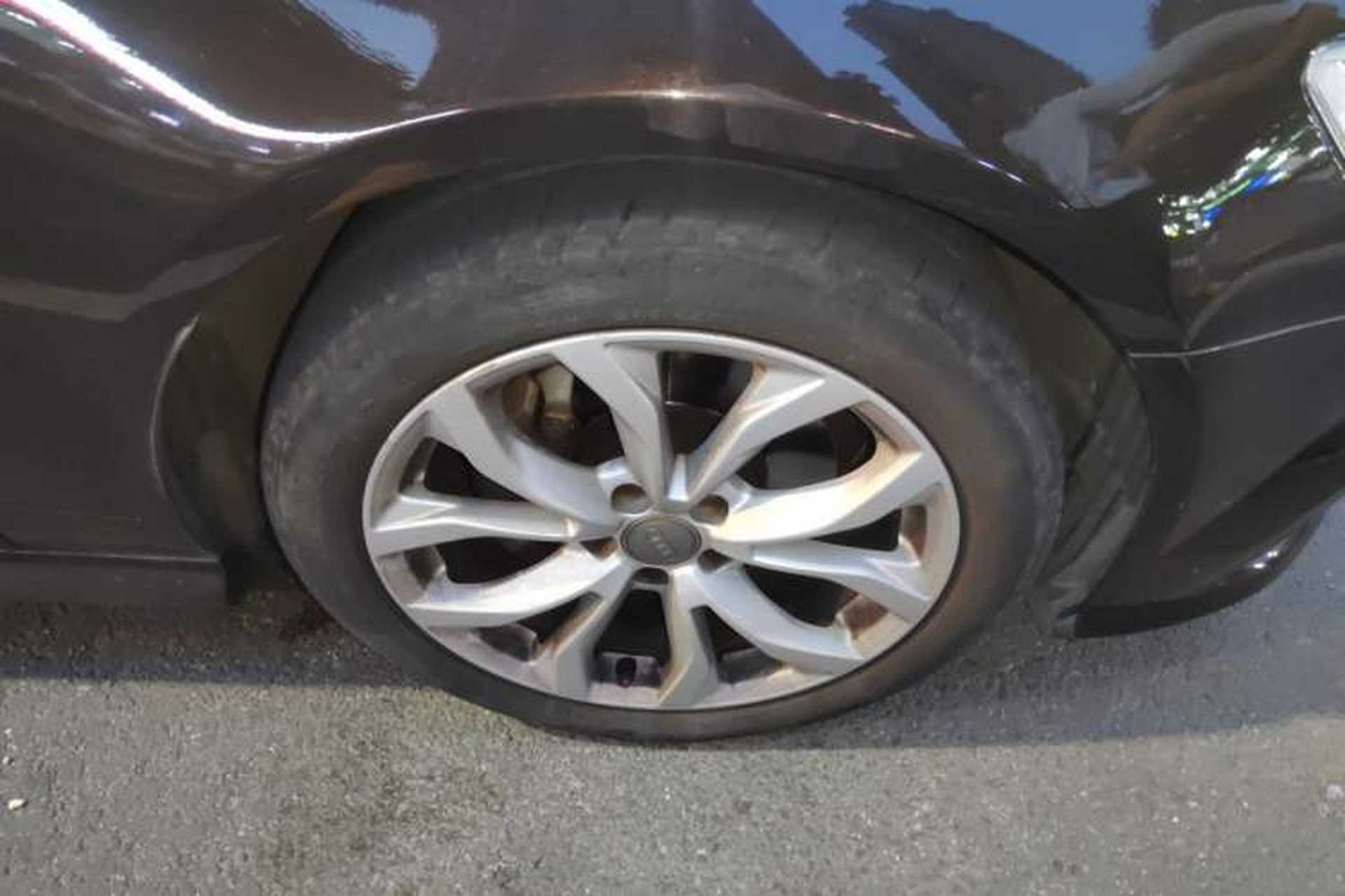 Used Audi A6L 2018 30th Anniversary Edition 35 TFSI Fashion Model Right Front Wheel Hub