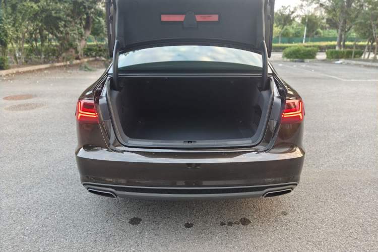 Used Audi A6L 2018 30th Anniversary Edition 35 TFSI Fashion Model Trunk