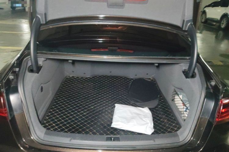 Used Audi A6L 2018 30th Anniversary Edition 35 TFSI Fashion Model Trunk