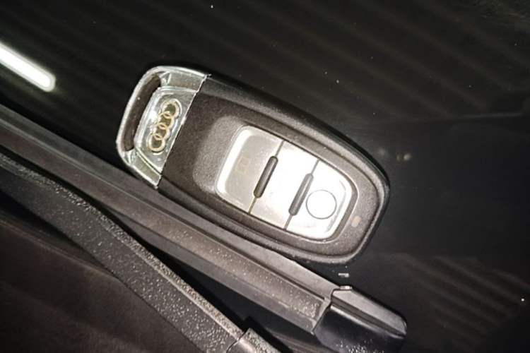 Used Audi A6L 2018 30th Anniversary Edition TFSI Trendy Model Vehicle Key