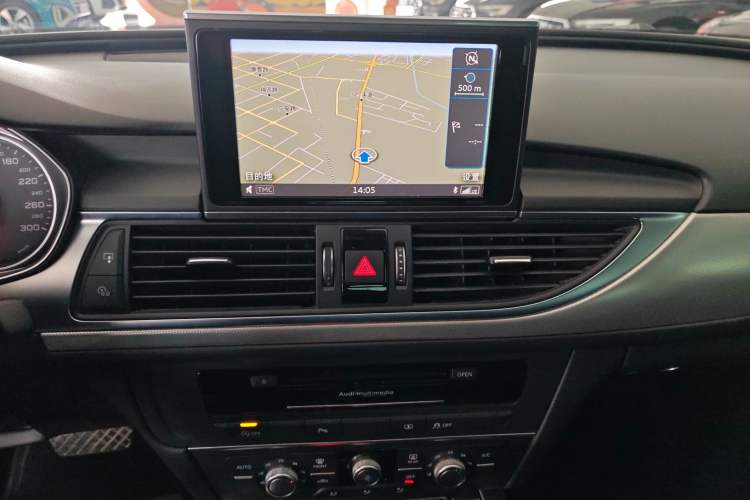 Used Audi A6L 2018 30th Anniversary Edition TFSI Trendy Model Audio And AC Panel