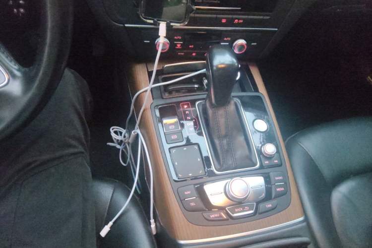 Used Audi A6L 2018 30 FSI Collector's Edition Gear Lever