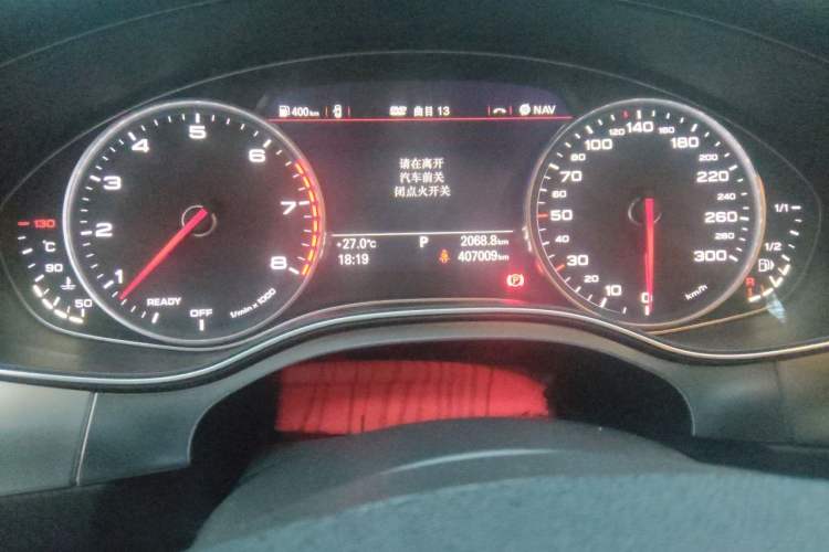 Used Audi A6L 2018 30 FSI Collector's Edition Odometer Close Up