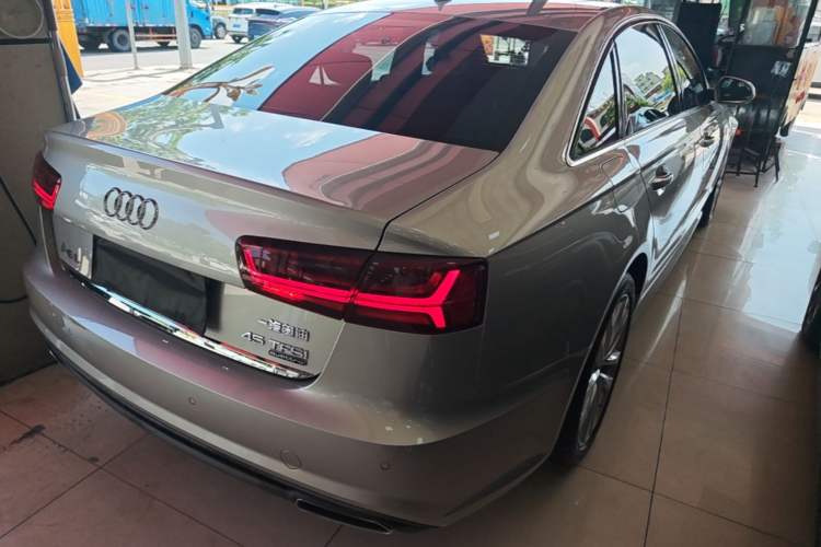 Used Audi A6L 2018 30th Anniversary Edition 45 TFSI quattro Sport model Rear Right 45 Deg
