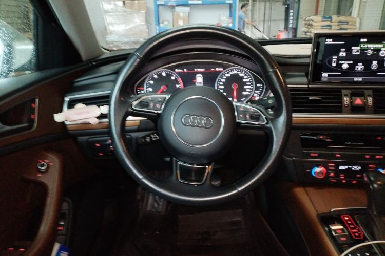 Used Audi A6L 2018 30th Anniversary Edition 30 FSI Style Model Steering Wheel