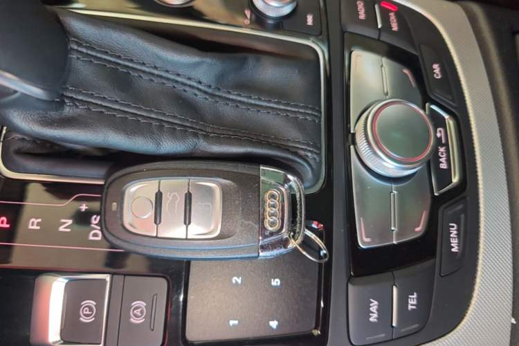 Used Audi A6L 2018 30th Anniversary Edition 45 TFSI quattro Sport model Vehicle Key