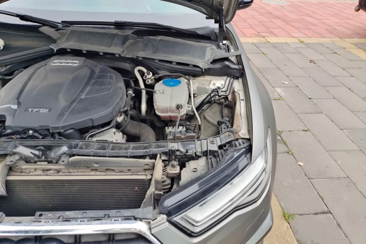 Used Audi A6L 2018 30th Anniversary Edition 35 TFSI Fashion Model Engine Bay Left