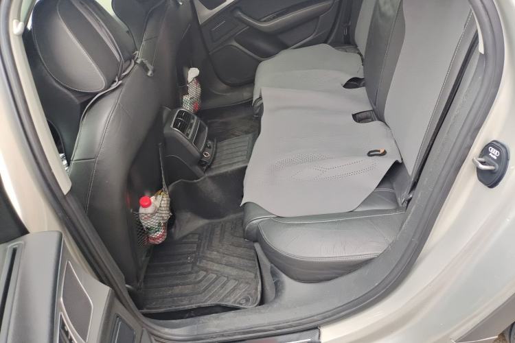 Used Audi A6L 2018 30th Anniversary Edition 35 TFSI Fashion Model Left Rear Seat