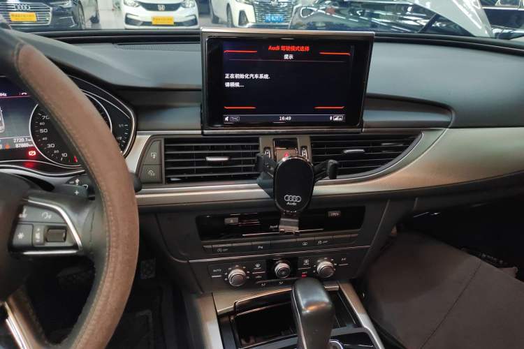 Used Audi A6L 2018 35 TFSI Collector's Edition Audio And AC Panel