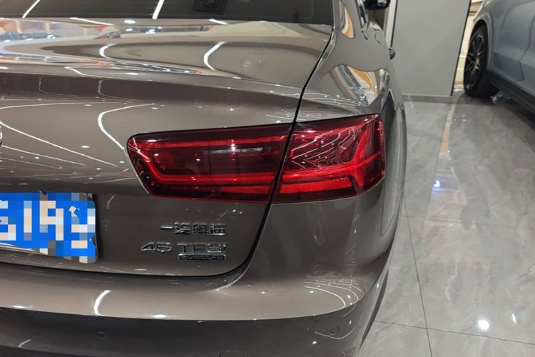 Used Audi A6L 2018 30th Anniversary Edition 45 TFSI quattro Sport model Right Rear Taillight