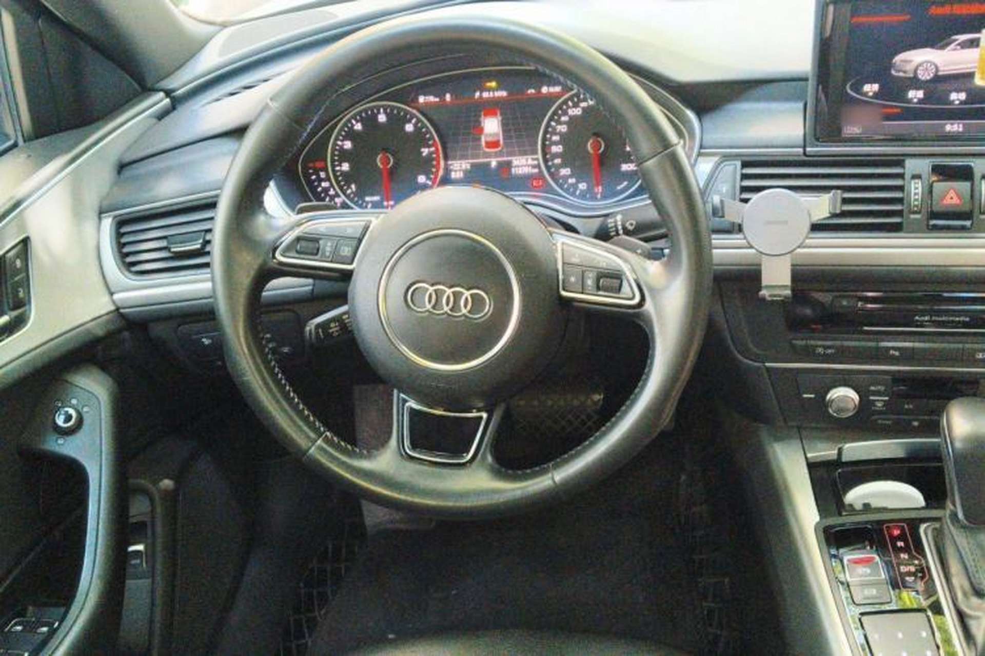 Used Audi A6L 2018 30th Anniversary Edition 35 TFSI Sport Edition Steering Wheel