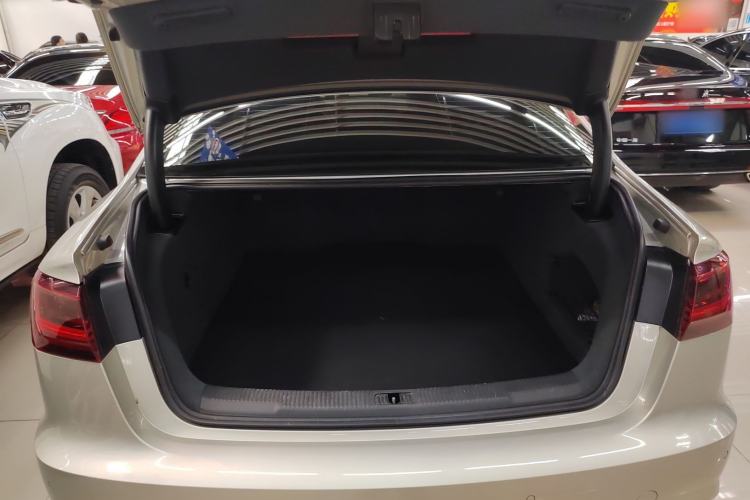 Used Audi A6L 2018 35 TFSI Collector's Edition Trunk