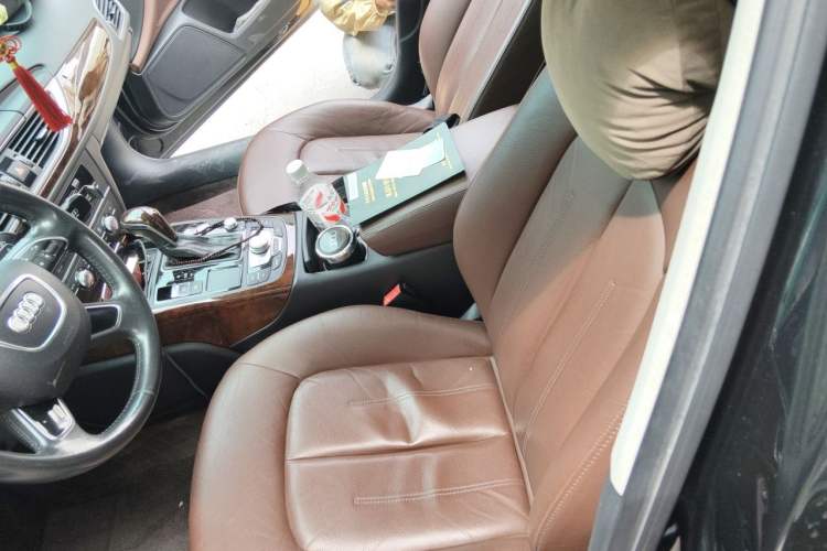 Used Audi A6L 2018 30th Anniversary Edition 35 TFSI Fashion Model Left Front Seat