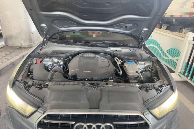 Used Audi A6L 2018 30th Anniversary Edition 35 TFSI Fashion Model Engine Bay
