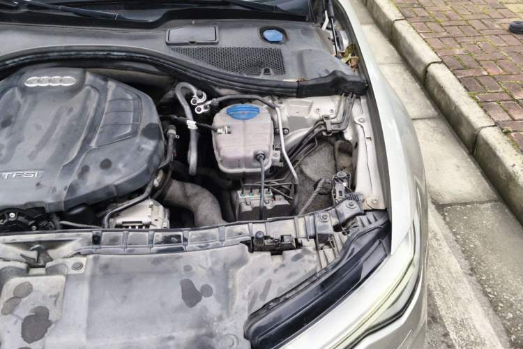 Used Audi A6L 2018 30th Anniversary Edition TFSI Trendy Model Engine Bay Left
