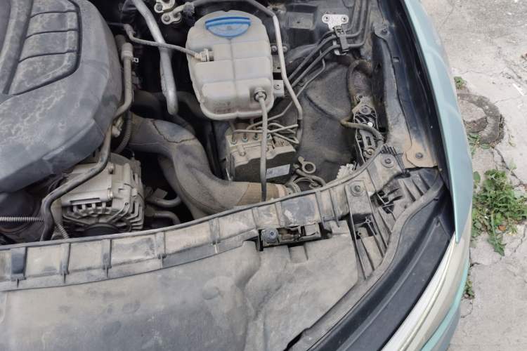Used Audi A6L 2018 35 TFSI Collector's Edition Engine Bay Left
