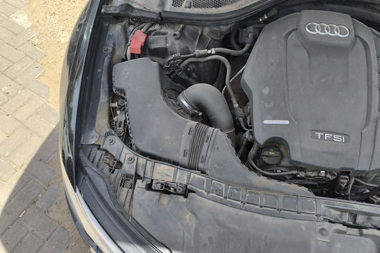 Used Audi A6L 2018 30th Anniversary Edition TFSI Trendy Model Engine Bay Right