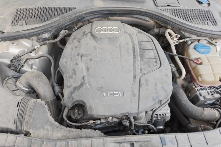 Used Audi A6L 2018 30th Anniversary Edition 35 TFSI Fashion Model Engine Bay