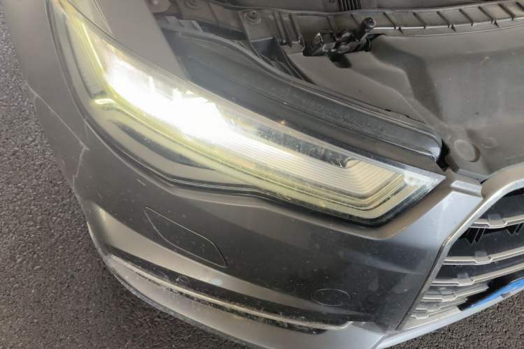 Used Audi A6L 2018 30th Anniversary Edition 35 TFSI Fashion Model Right Front Headlight