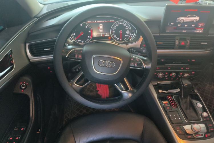 Used Audi A6L 2018 30th Anniversary Edition 35 TFSI Fashion Model Steering Wheel
