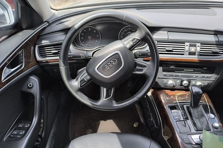 Used Audi A6L 2018 30th Anniversary Edition TFSI Trendy Model Steering Wheel