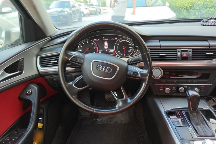 Used Audi A6L 2018 30th Anniversary Edition 35 TFSI Fashion Model Steering Wheel