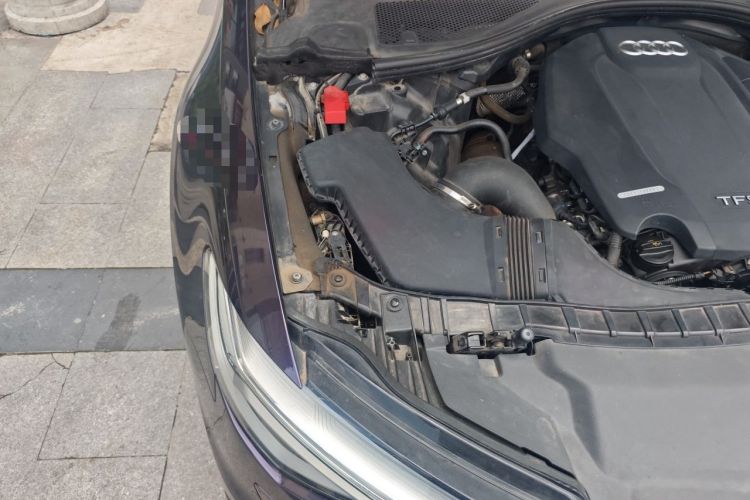 Used Audi A6L 2018 30th Anniversary Edition TFSI Trendy Model Engine Bay Right
