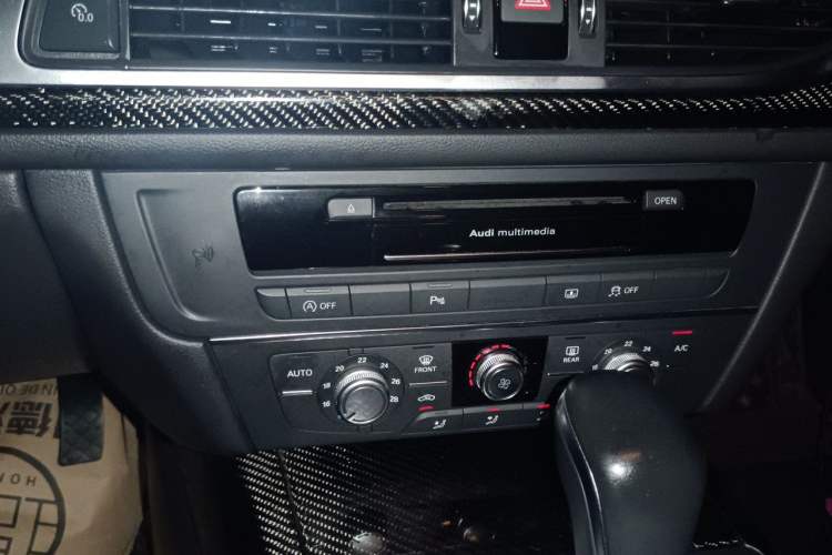 Used Audi A6L 2018 35 TFSI Collector's Edition Audio And AC Panel