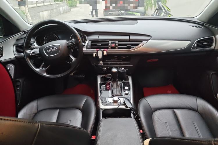 Used Audi A6L 2018 30th Anniversary Edition TFSI Trendy Model Center Console