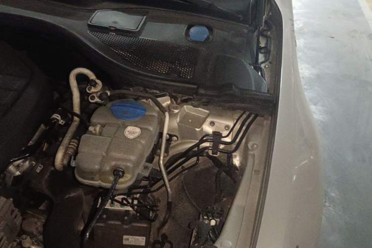 Used Audi A6L 2018 35 TFSI Collector's Edition Engine Bay Left