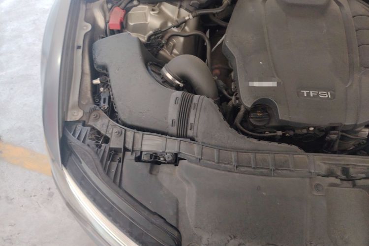 Used Audi A6L 2018 30th Anniversary Edition TFSI Trendy Model Engine Bay Right