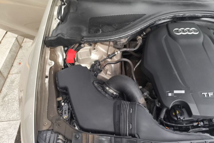 Used Audi A6L 2018 30th Anniversary Edition 35 TFSI Sport Edition Engine Bay Right