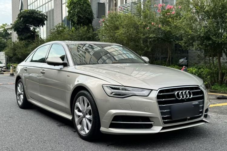 Used Audi A6L 2018 30th Anniversary Edition 35 TFSI Fashion Model Exterior 3