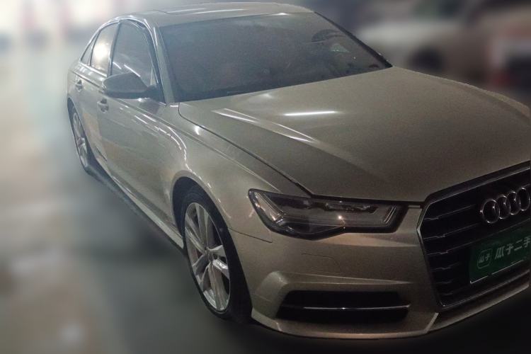 Used Audi A6L 2018 35 TFSI Collector's Edition Front Right 45 Deg