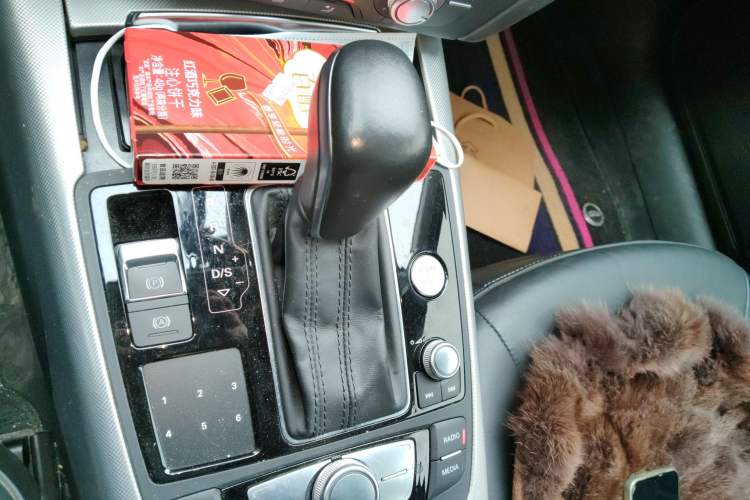 Used Audi A6L 2018 35 TFSI Collector's Edition Gear Lever