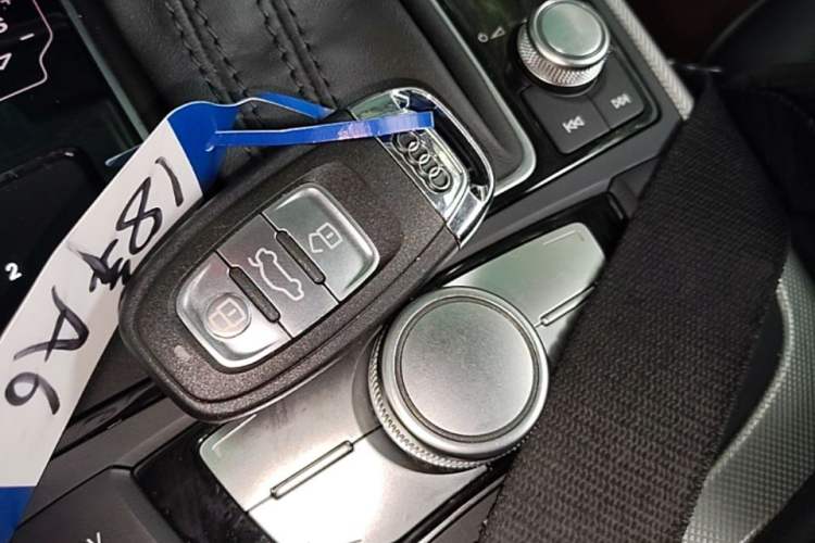 Used Audi A6L 2018 30th Anniversary Edition 35 TFSI Fashion Model Interior 1
