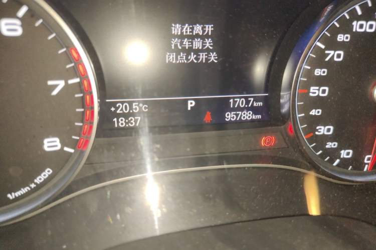 Used Audi A6L 2018 30th Anniversary Edition TFSI Trendy Model Odometer Close Up