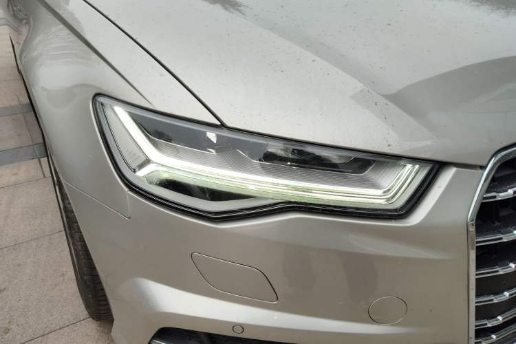 Used Audi A6L 2018 35 TFSI Collector's Edition Right Front Headlight