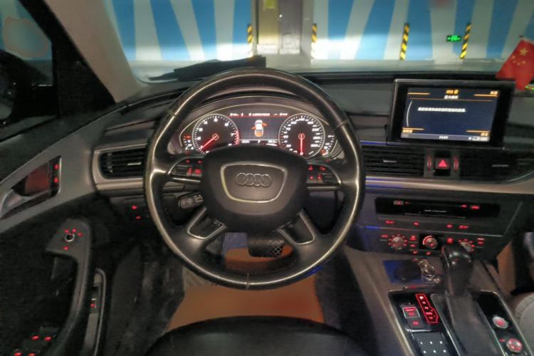 Used Audi A6L 2018 30th Anniversary Edition 35 TFSI Fashion Model Steering Wheel