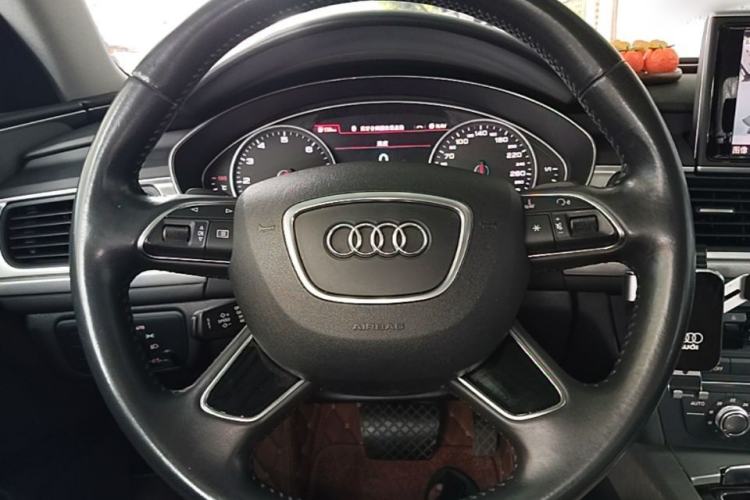 Used Audi A6L 2018 30th Anniversary Edition 35 TFSI Fashion Model Steering Wheel