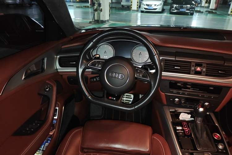 Used Audi A6L 2018 30th Anniversary Edition 45 TFSI quattro Sport model Steering Wheel