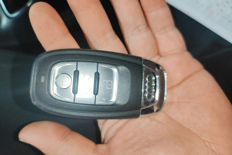 Used Audi A6L 2018 30th Anniversary Edition TFSI Trendy Model Vehicle Key