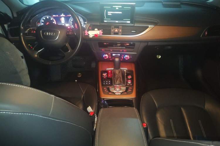 Used Audi A6L 2018 30th Anniversary Edition 30 FSI Style Model Audio And AC Panel